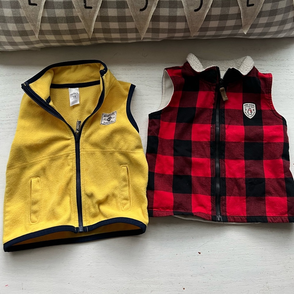 Carter’s 18M vests bundle